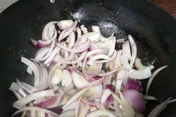 洋葱炒牛肉的做法图解10