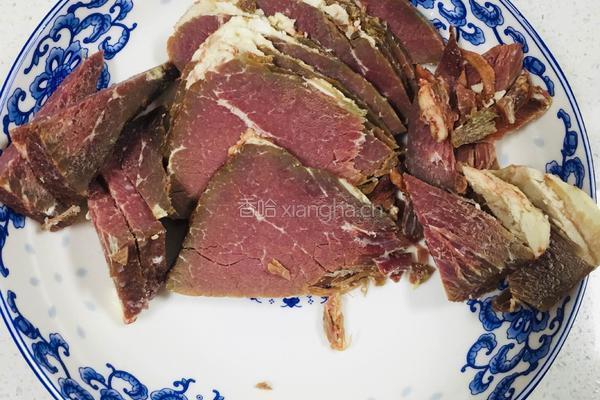 酱牛肉炒青椒的做法图解2