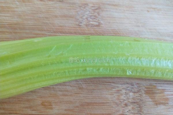 正月十五闹元宵 水果孔雀开屏的做法图解7