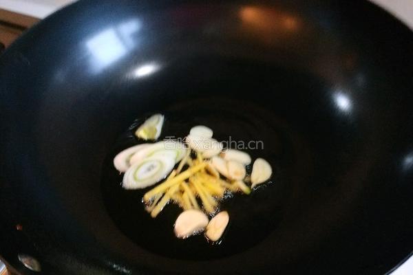 正月十五闹元宵 红烧黄花鱼的做法图解9