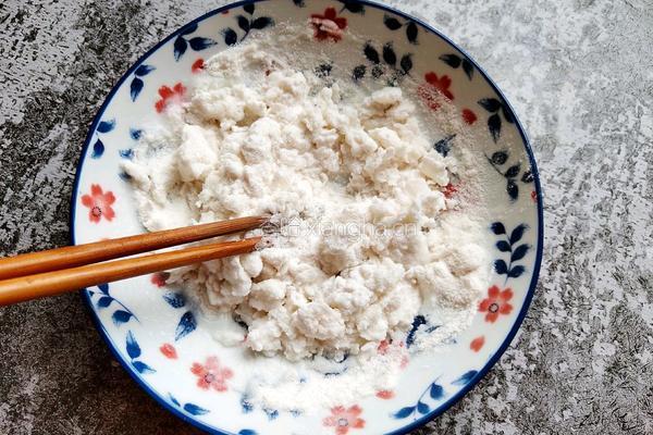 红豆沙汤圆的做法图解1