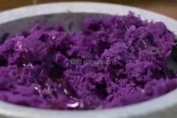 紫薯卷的做法图解2