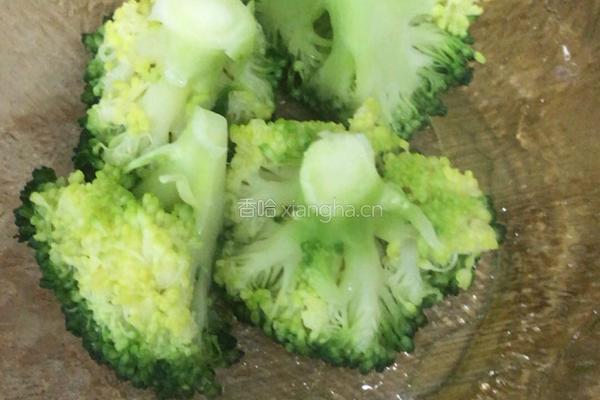 耗油西兰花的做法图解6
