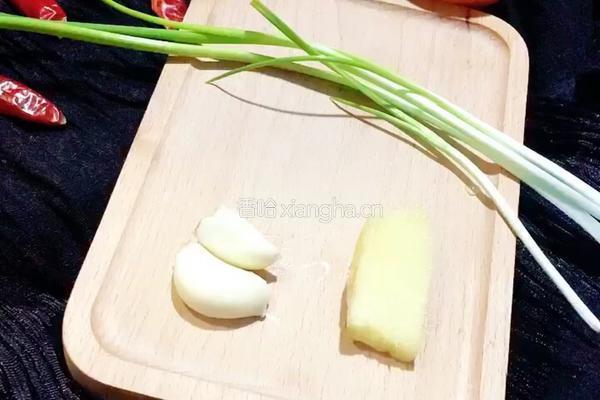 （正月十五闹元宵）肉末炒粉丝的做法图解3