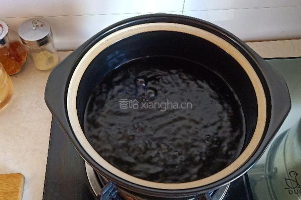 砂锅麻辣烫的做法图解1