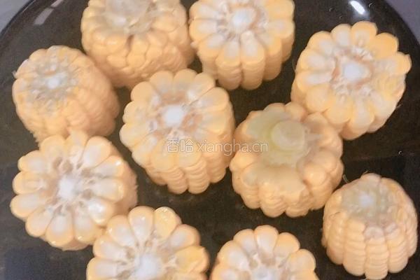 香浓牛奶玉米的做法图解2