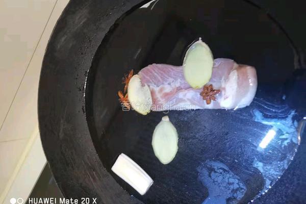 脆皮五花肉的做法图解2
