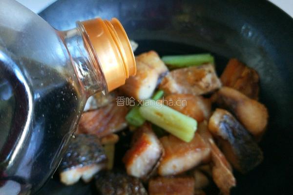 正月十五闹元 湖北红烧腊鱼块的做法图解11