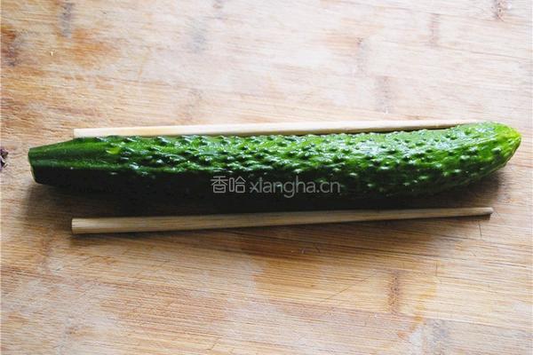 蓑衣黄瓜的做法图解2