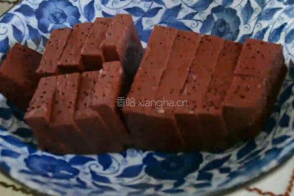 蘑菇汇猪血的做法图解1
