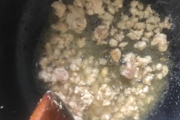 肉末榨菜蒸豆腐卧蛋的做法图解4