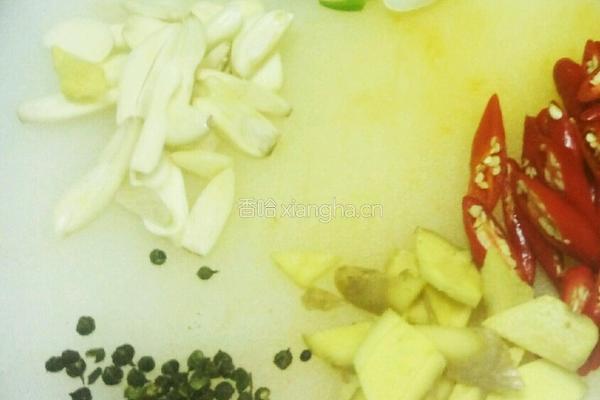麻辣藤椒沸腾鱼的做法图解3
