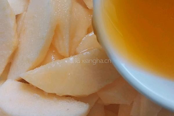 白糖苹果拌的做法图解3