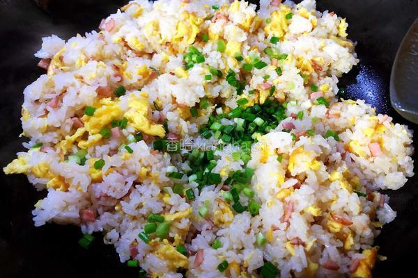 火腿蛋炒饭的做法图解10