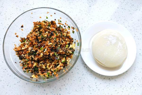 饺子皮馅饼的做法图解2