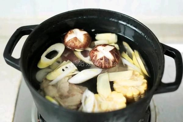 三鲜笋炸酥肉丸的做法图解5