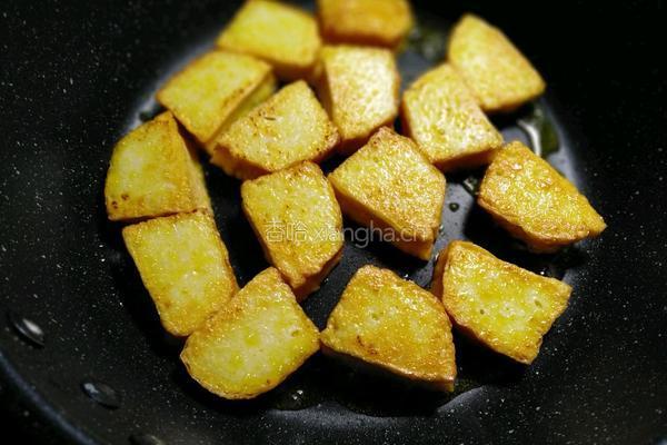 红烧鱼豆腐的做法图解5