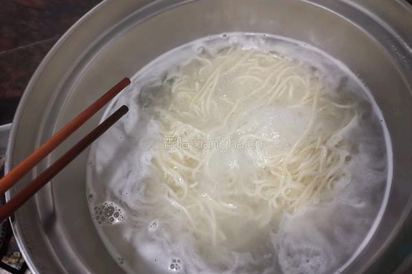沙茶炸酱面的做法图解10