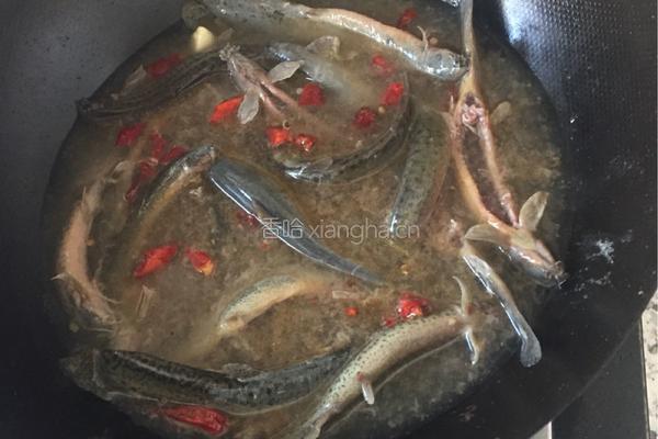 酱焖泥鳅的做法图解7