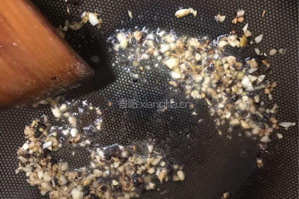 豆豉炒苦麦的做法图解3
