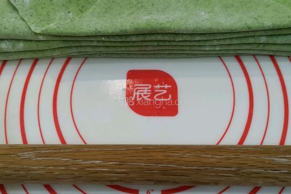 蘸水菠菜面的做法图解8