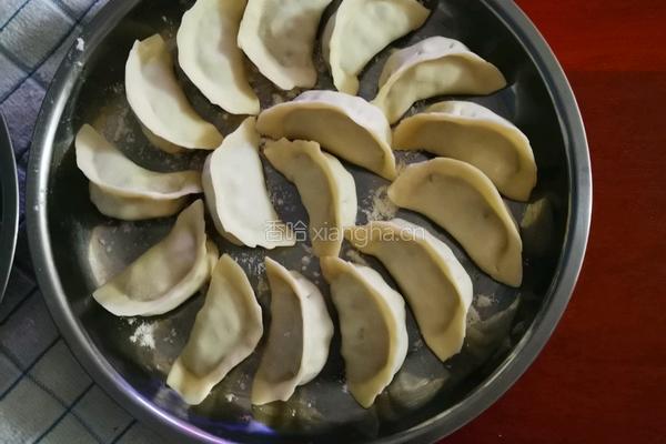 豆角牛肉馅儿饺子的做法图解17