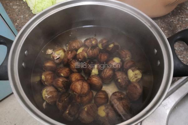 养生板栗薏米粥的做法图解2