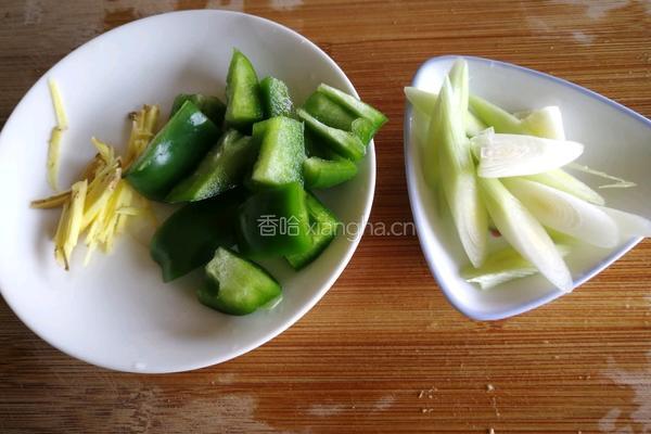 豆干炒蛏肉的做法图解3