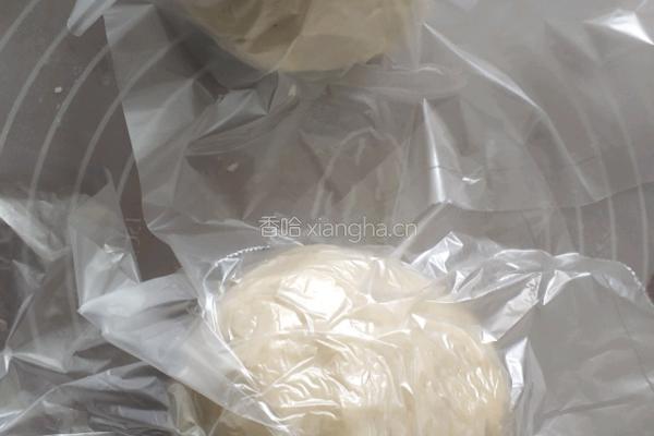 红豆蛋黄酥的做法图解2