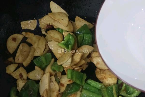 素鸡炒青椒的做法图解7