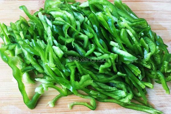 秘方肉丝炒螺丝椒的做法图解1