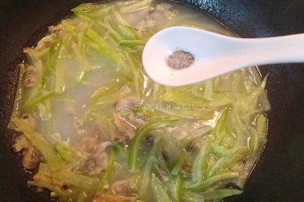 青萝卜蛤蜊肉汤的做法图解15