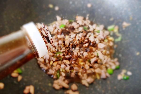 肉末芹菜的做法图解7