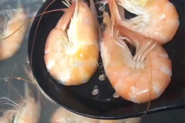 白灼明虾的做法图解4