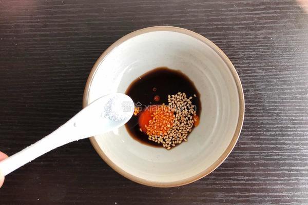 快手酸辣米粉的做法图解5
