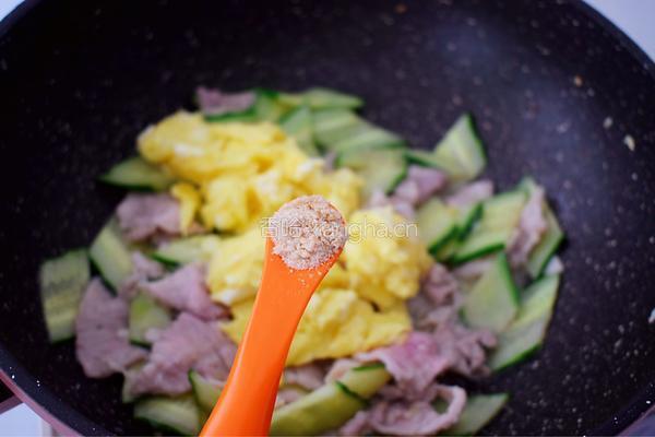 黄瓜鸡蛋炒肉片的做法图解13