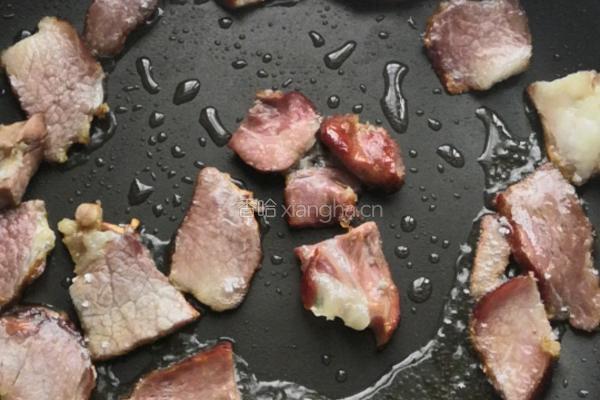 腊肉炒豆腐的做法图解4