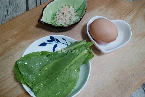 虾皮碎菜鸡蛋羹（周岁以上宝宝菜谱）的做法图解1