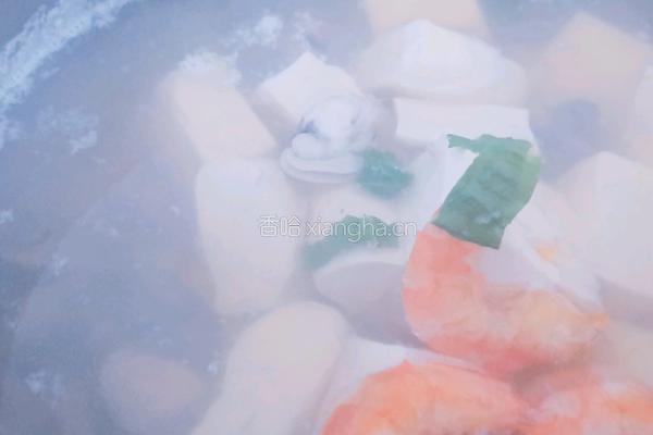 海鲜豆腐汤的做法图解3
