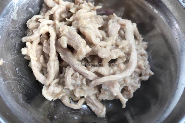 白玉菇辣炒肉丝的做法图解6