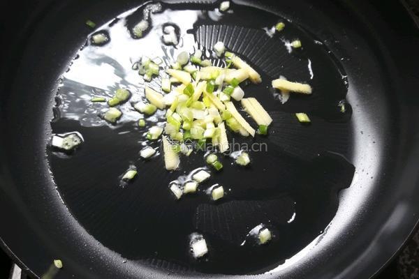 番茄鱼片汤的做法图解4