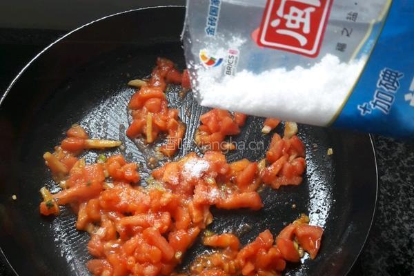 番茄鱼片汤的做法图解6