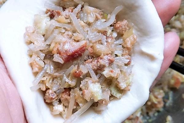 白菜肉渣粉条馅饼的做法图解10