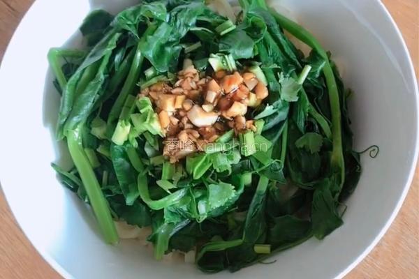 豌豆尖香菇酱拌面（香哈香菇酱）的做法图解11