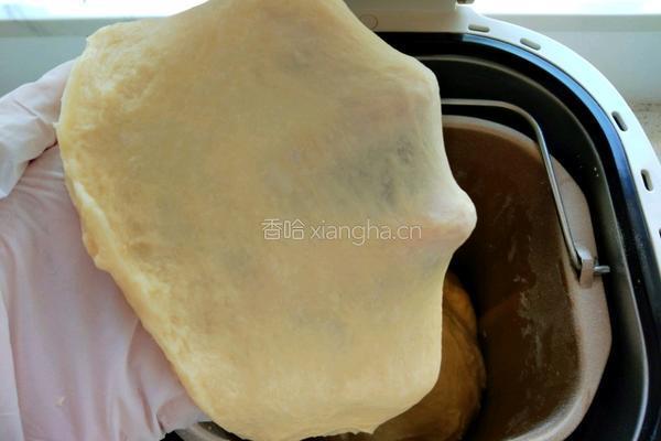 豆沙面包的做法图解3