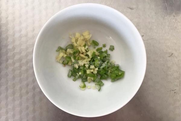 清炒虾仁的做法图解3