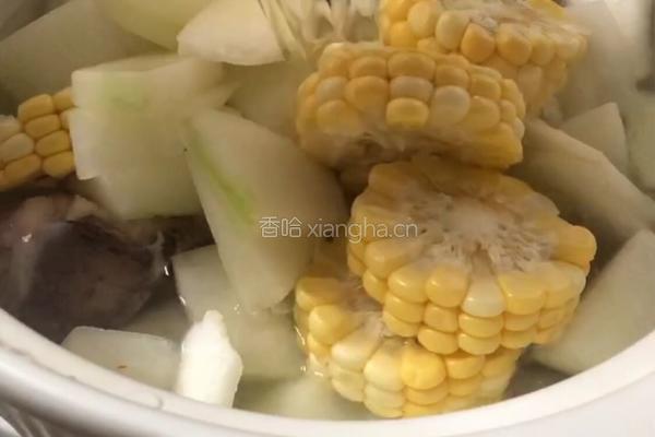 冬瓜玉米排骨汤的做法图解7