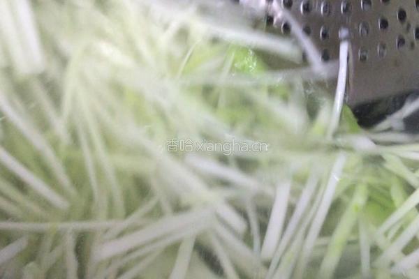 凉拌鲜榨菜的做法图解7