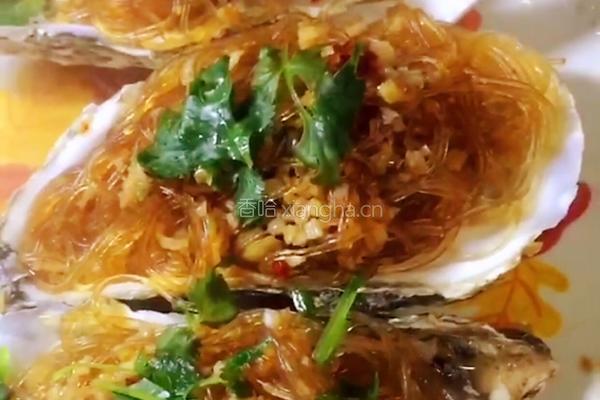 蒜蓉粉丝蒸生蚝的做法图解13