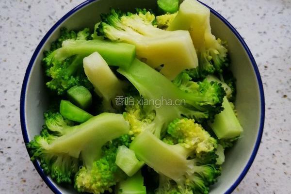 三色西兰花绣球的做法图解4